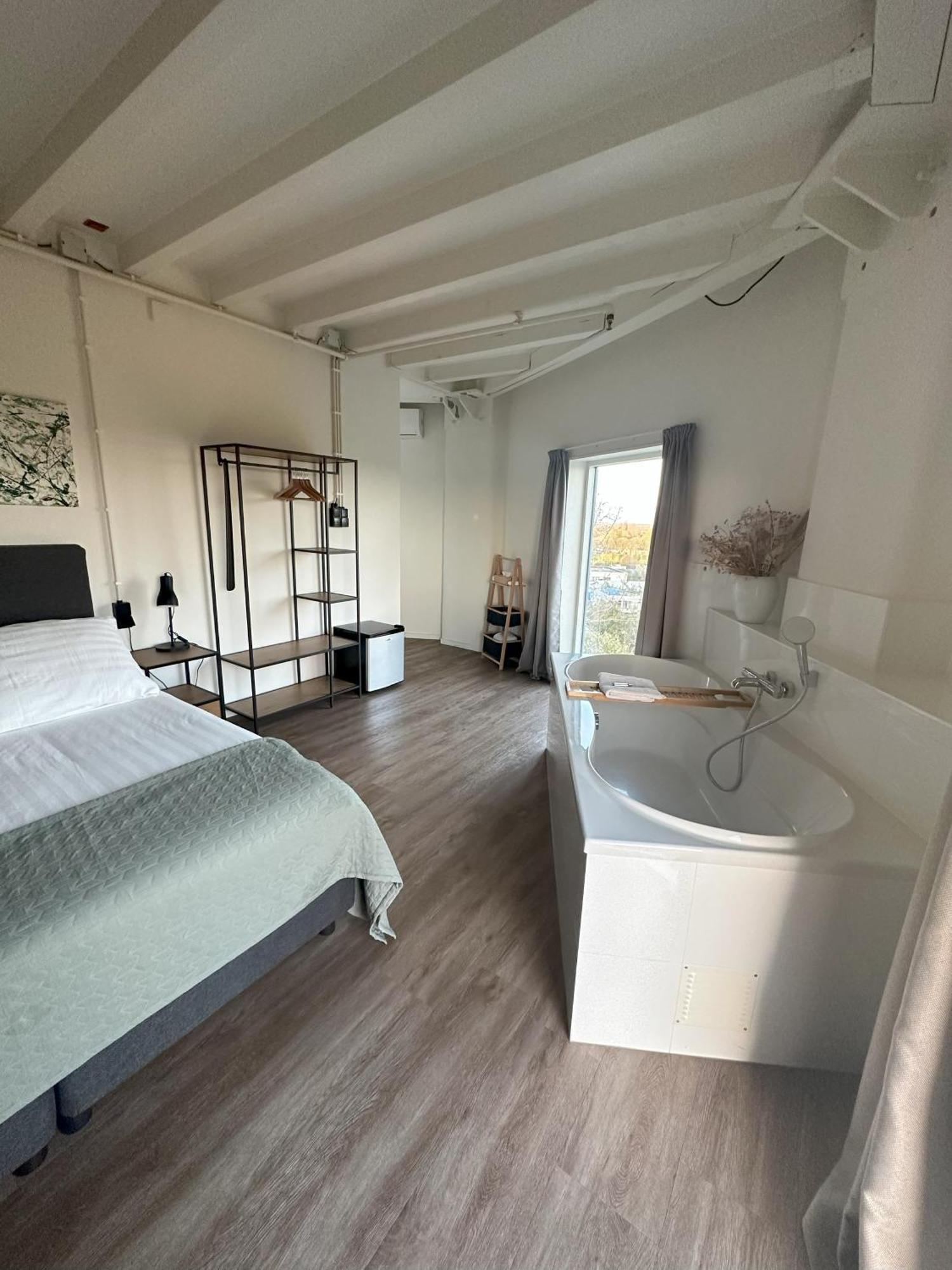 Hotel De Watertoren Dordrecht Luaran gambar